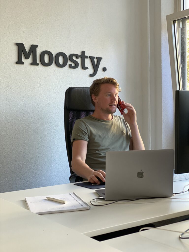 Affiliate coaching door Moosty